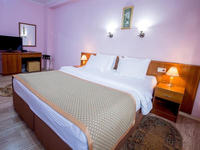 Олеся Отель