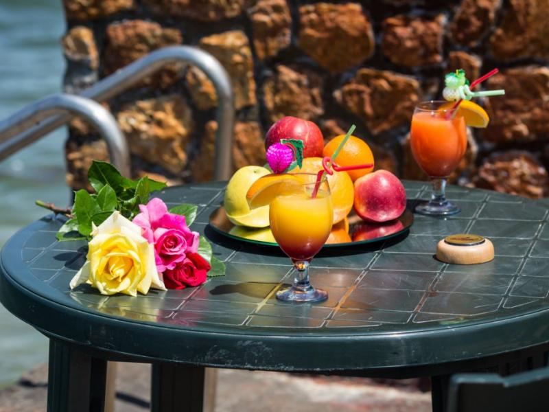 Отель Омега-Клуб