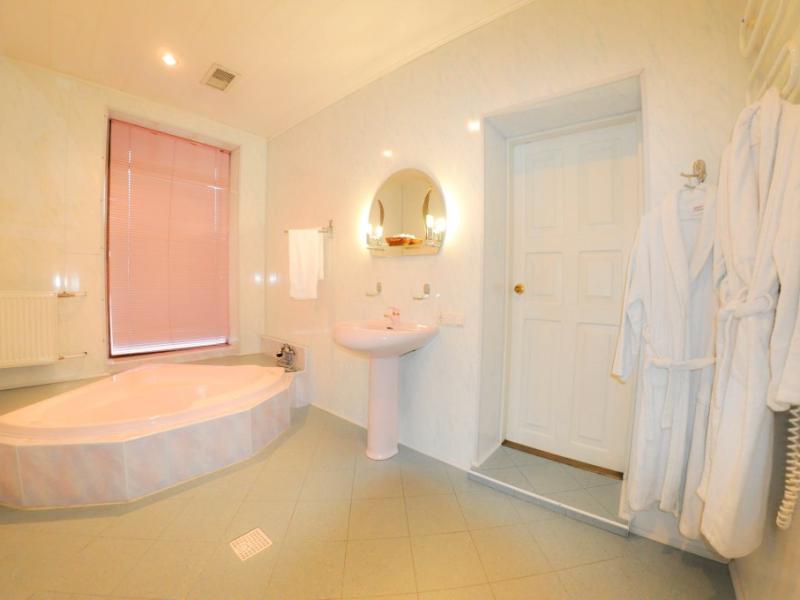 Отель Омега-Клуб