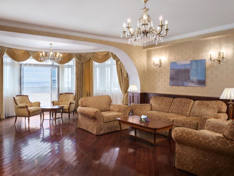 Cosmos Petrozavodsk Hotel