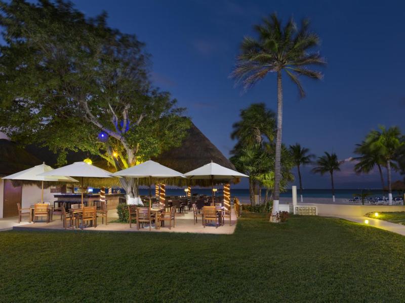 Beach Scape Kin Ha Villas & Suites