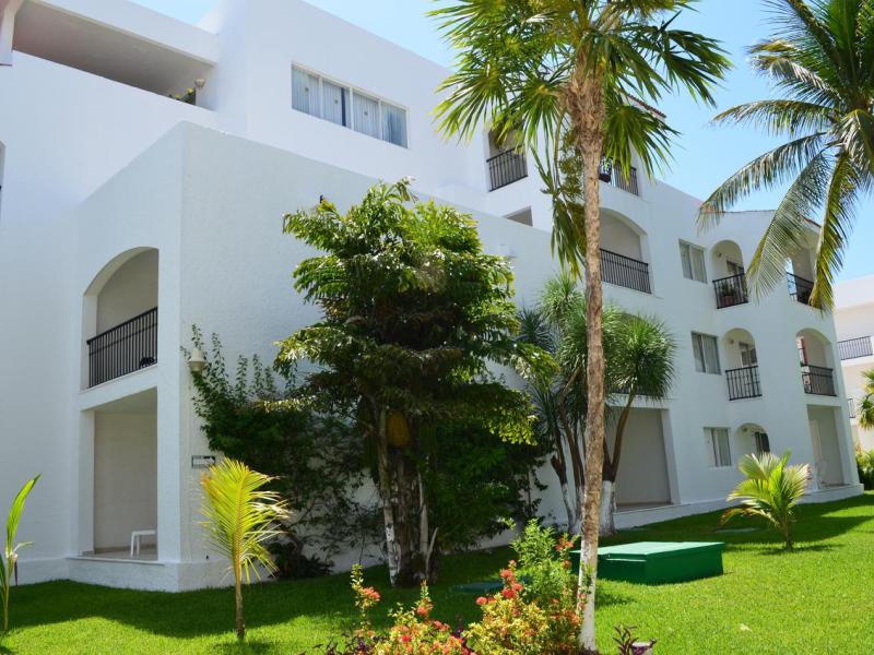 Beach Scape Kin Ha Villas & Suites