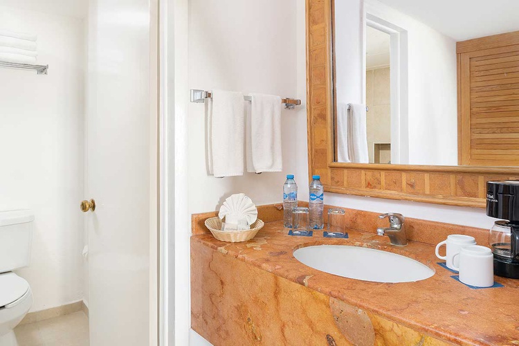 Beach Scape Kin Ha Villas & Suites