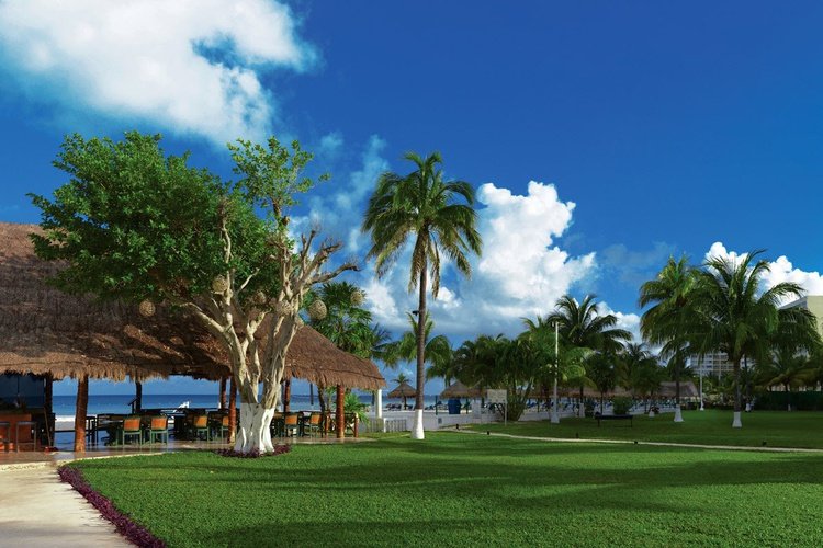 Beach Scape Kin Ha Villas & Suites