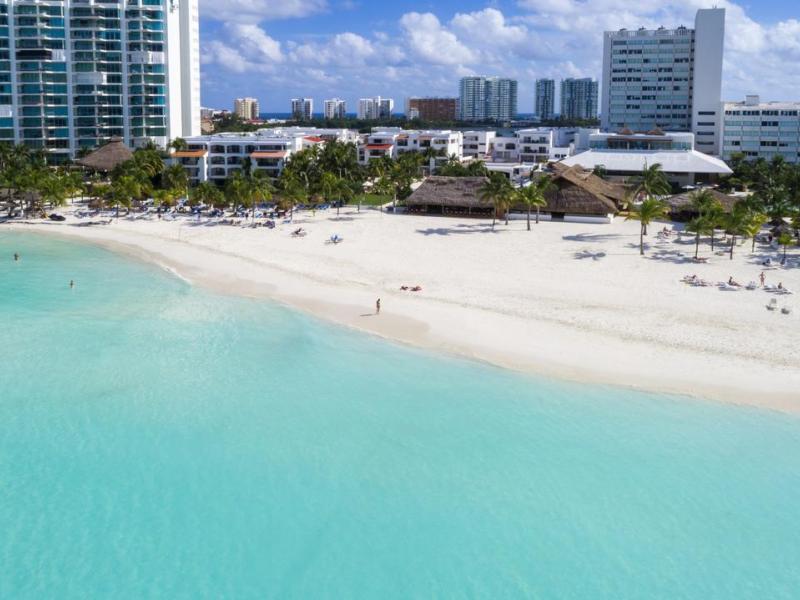 Beach Scape Kin Ha Villas & Suites