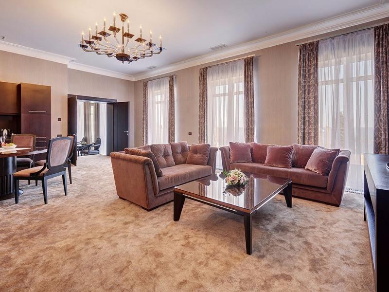 Palmira Palace Resort & Spa