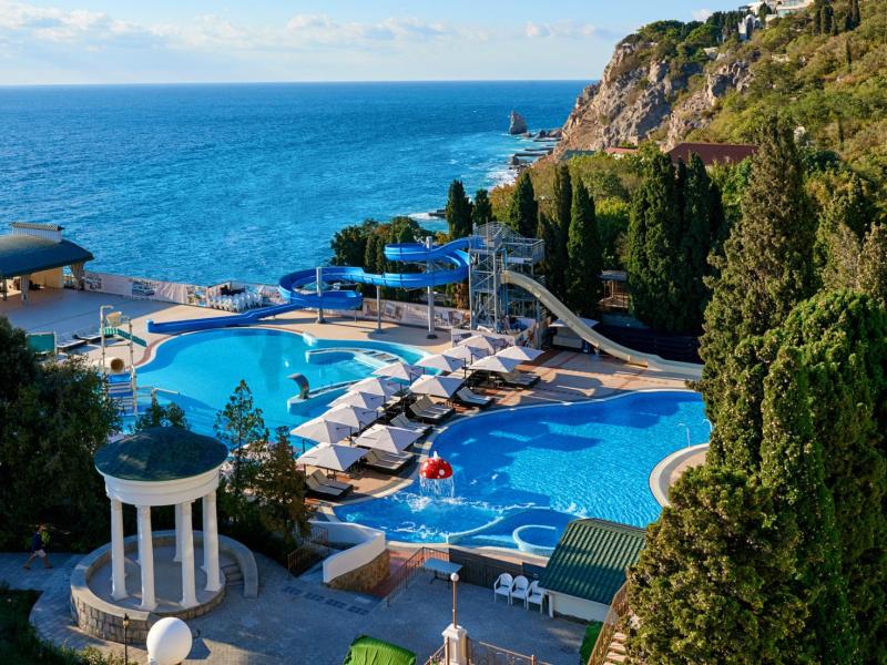 Palmira Palace Resort & Spa