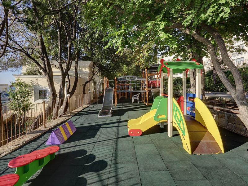 Palmira Palace Resort & Spa