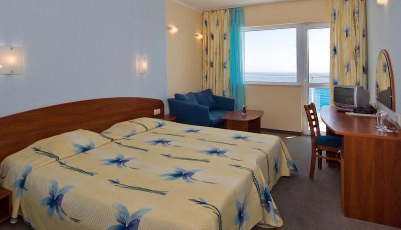 Paraiso Beach Hotel and Theopolis