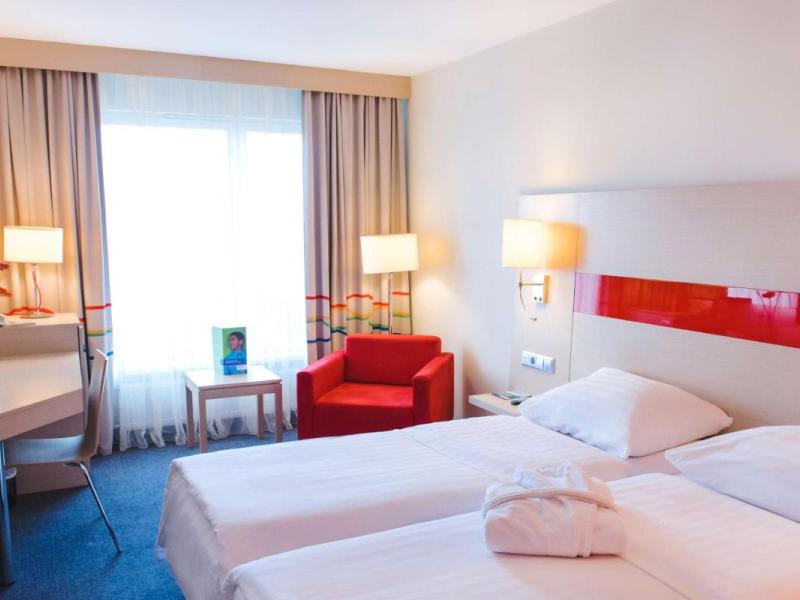 Cosmos Murmansk Hotel