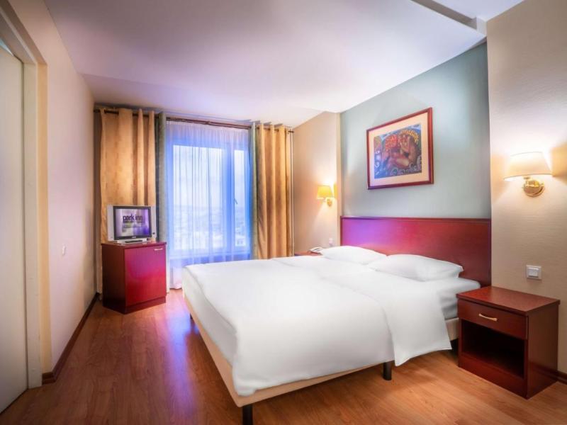 Cosmos Murmansk Hotel