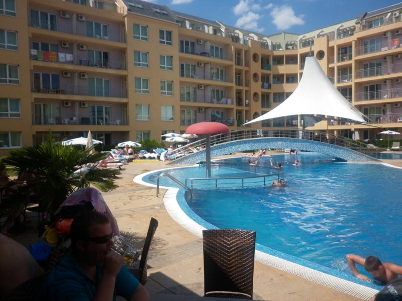 Pollo Resort 