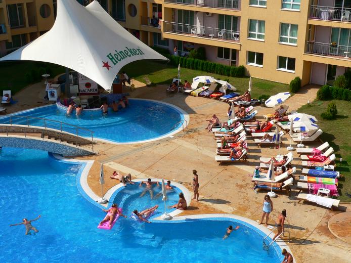 Pollo Resort 