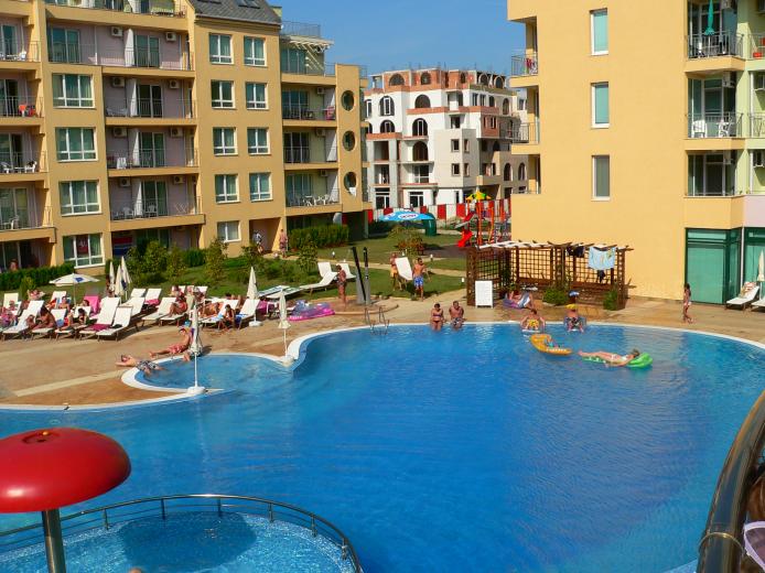 Pollo Resort 