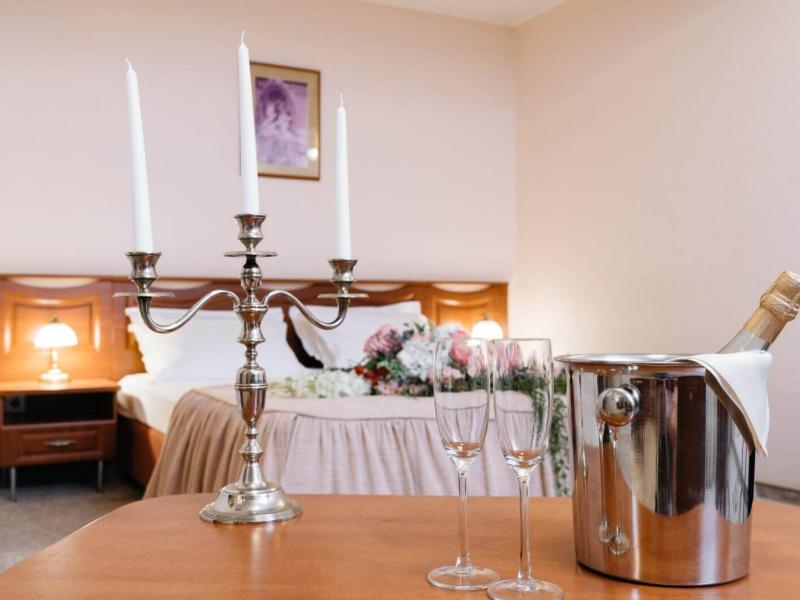 Полюстрово