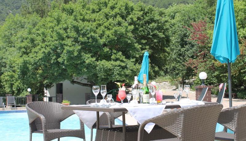 Поляна Сказок