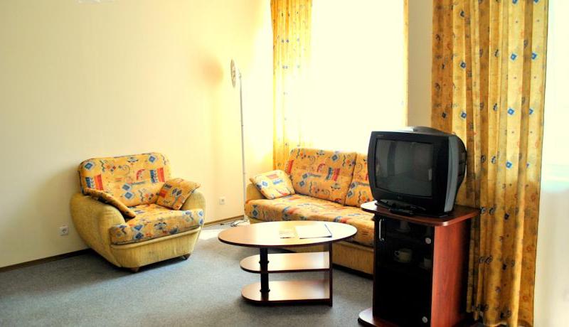 Поляна Сказок