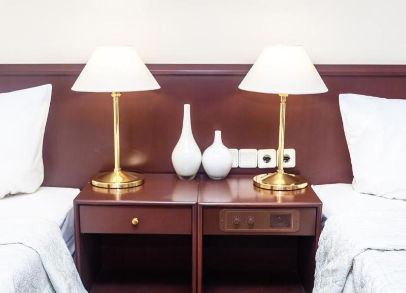 Президент Отель