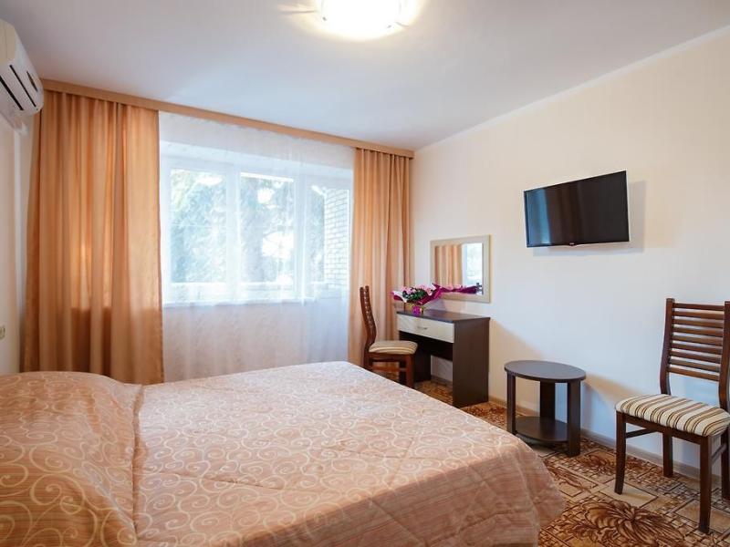 Приморский пансионат (Дивноморское)