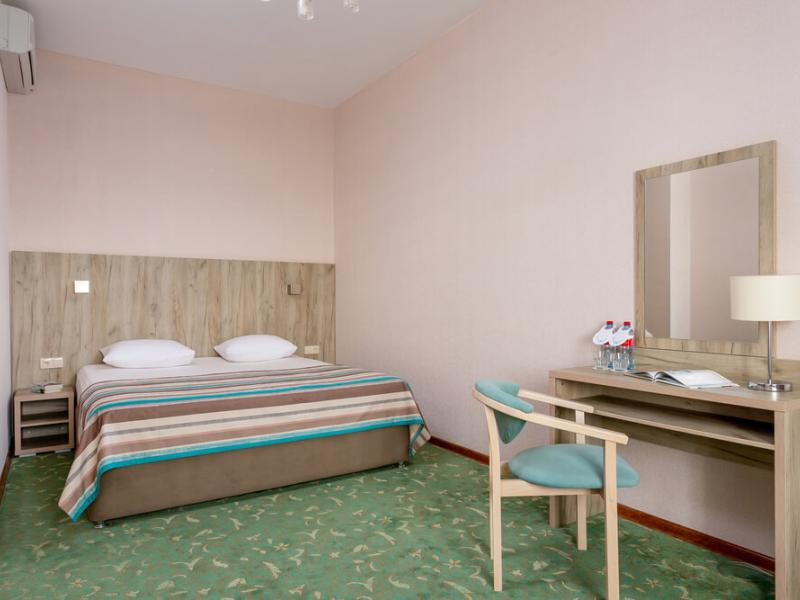 Azimut Отель Прометей Небуг