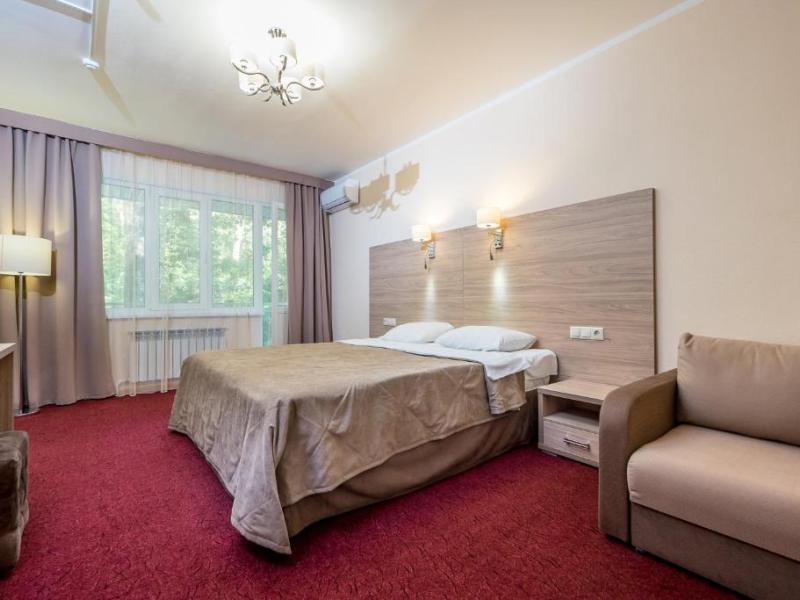 Azimut Отель Прометей Небуг