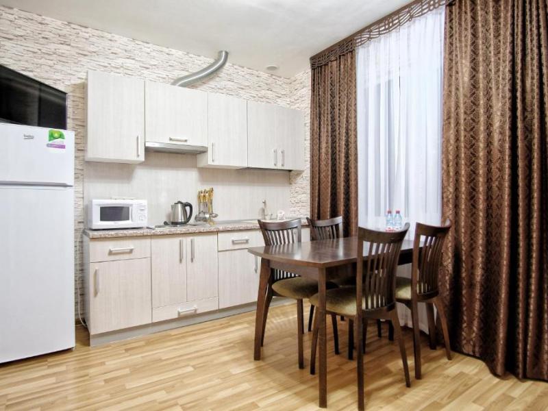 Azimut Отель Прометей Небуг