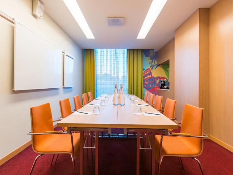 Cosmos Saint-Petersburg Pulkovskaya Hotel