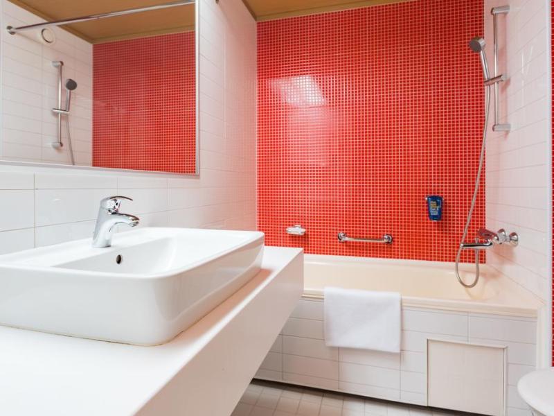 Cosmos Saint-Petersburg Pulkovskaya Hotel