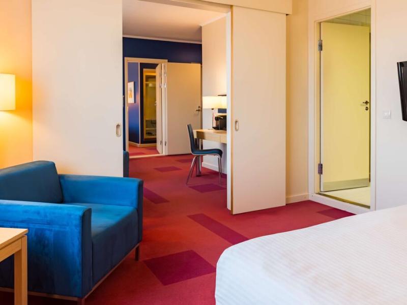 Cosmos Saint-Petersburg Pulkovskaya Hotel