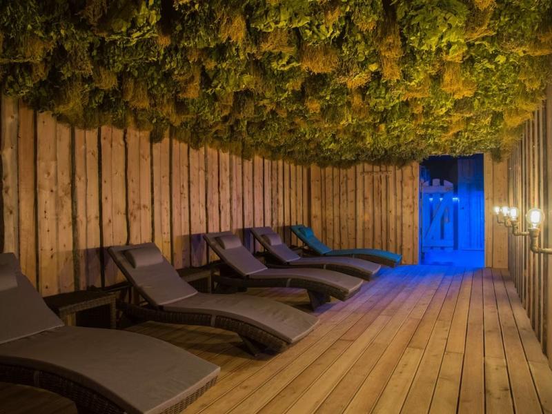 Cosmos Saint-Petersburg Pulkovskaya Hotel