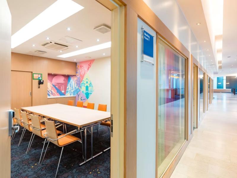 Cosmos Saint-Petersburg Pulkovskaya Hotel