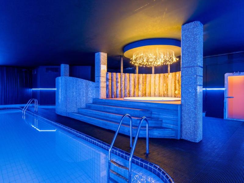 Cosmos Saint-Petersburg Pulkovskaya Hotel