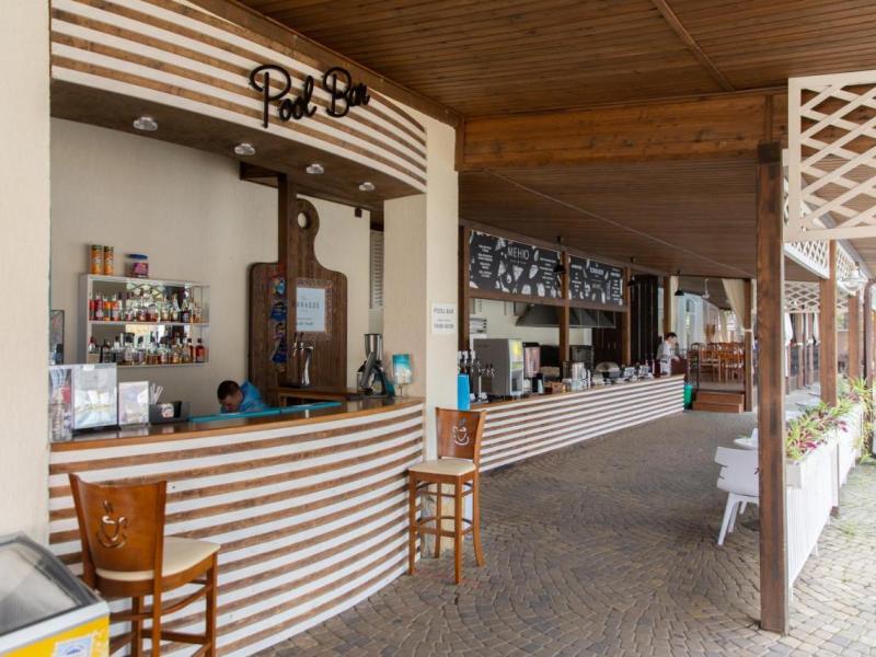 Alean Family Riviera