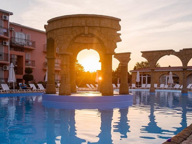 Alean Family Riviera