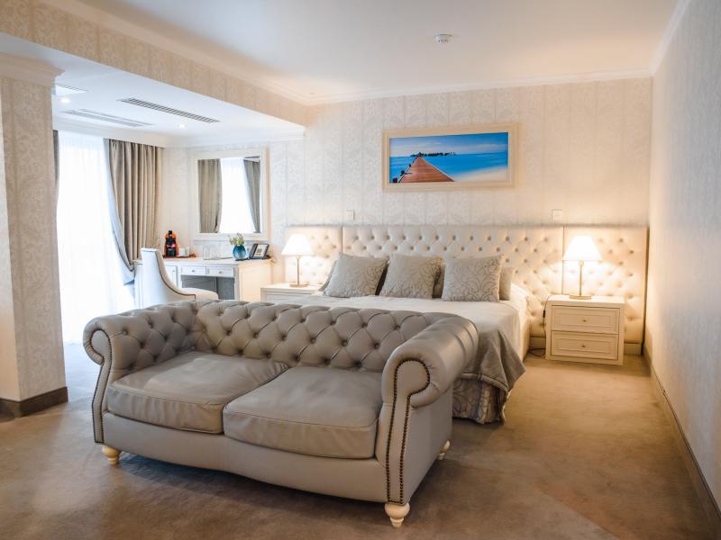 Лазурная Отель и Спа (Lazurnaya Hotel & Spa)