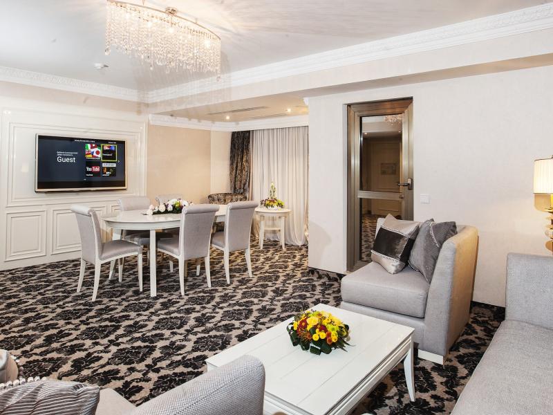 Лазурная Отель и Спа (Lazurnaya Hotel & Spa)