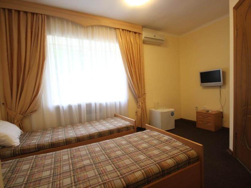 Гостевой Дом Солнечный (Ольгинка)