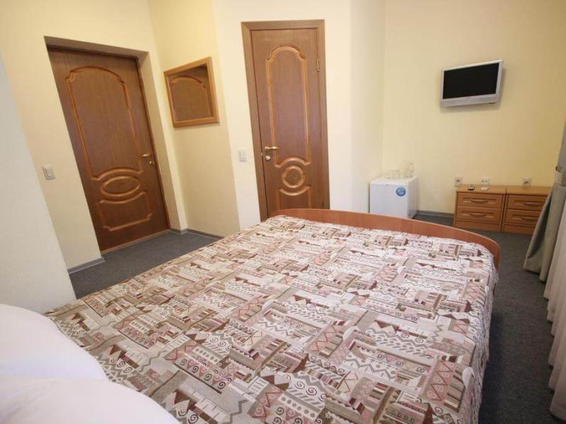 Гостевой Дом Солнечный (Ольгинка)