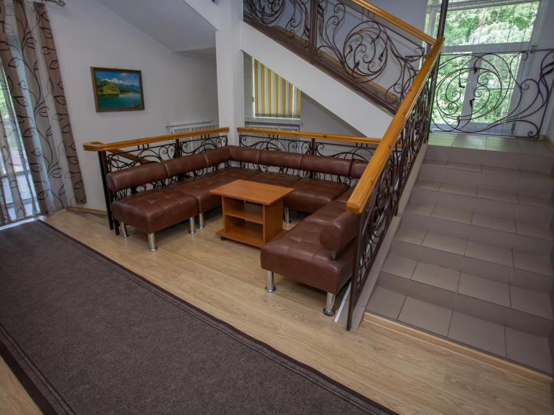 Старые Друзья