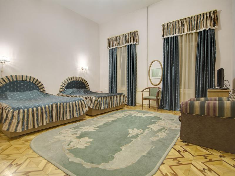 История на Английской набережной