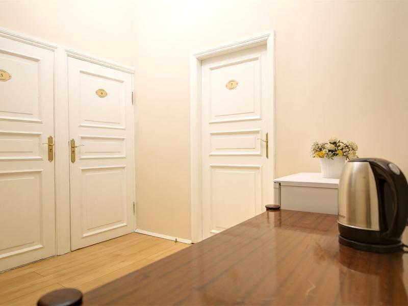 История на Английской набережной