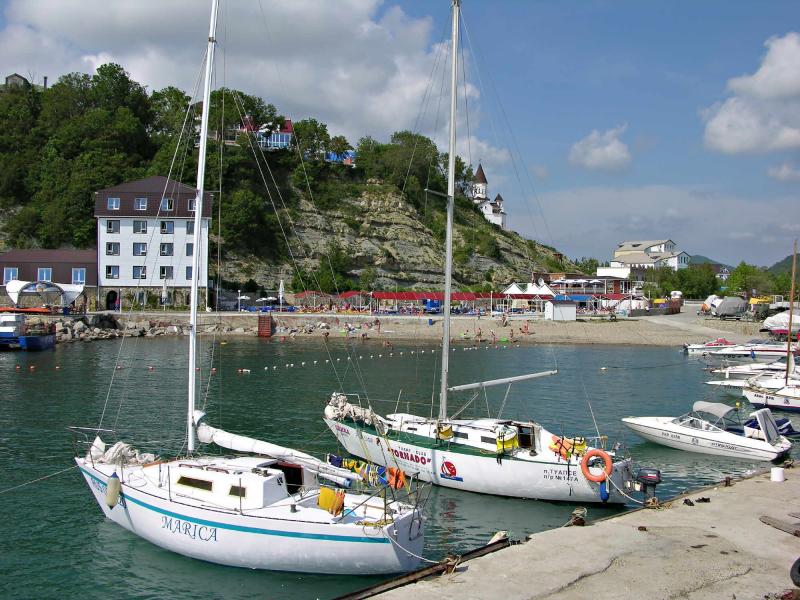 Яхт-клуб Торнадо