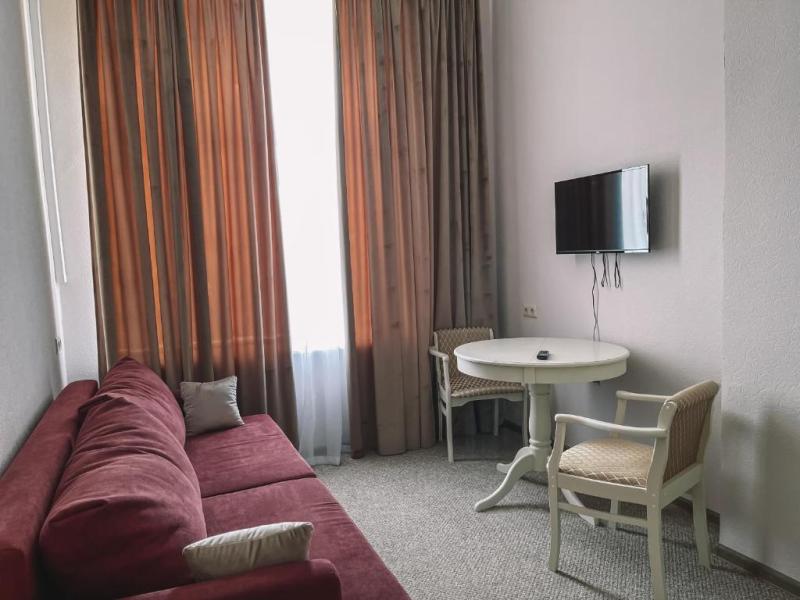 Miras Hotel