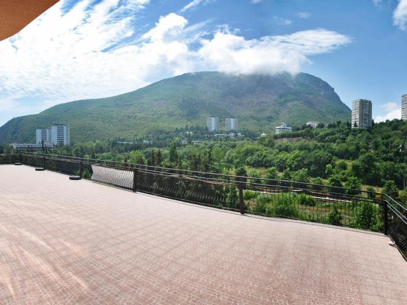 Фламинго (Партенит)