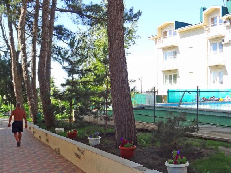 Черноморский