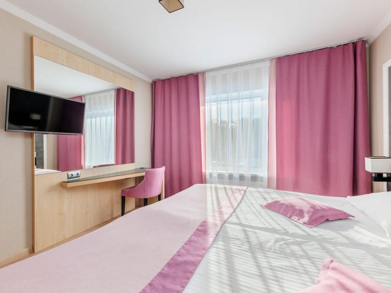 Черные камни