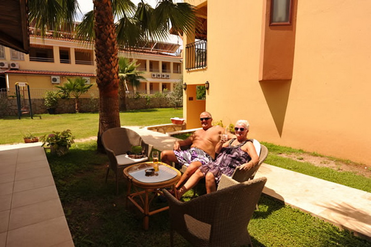 Belcehan Beach Hotel