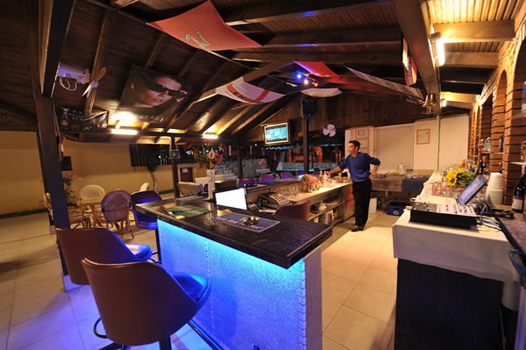 Belcehan Beach Hotel