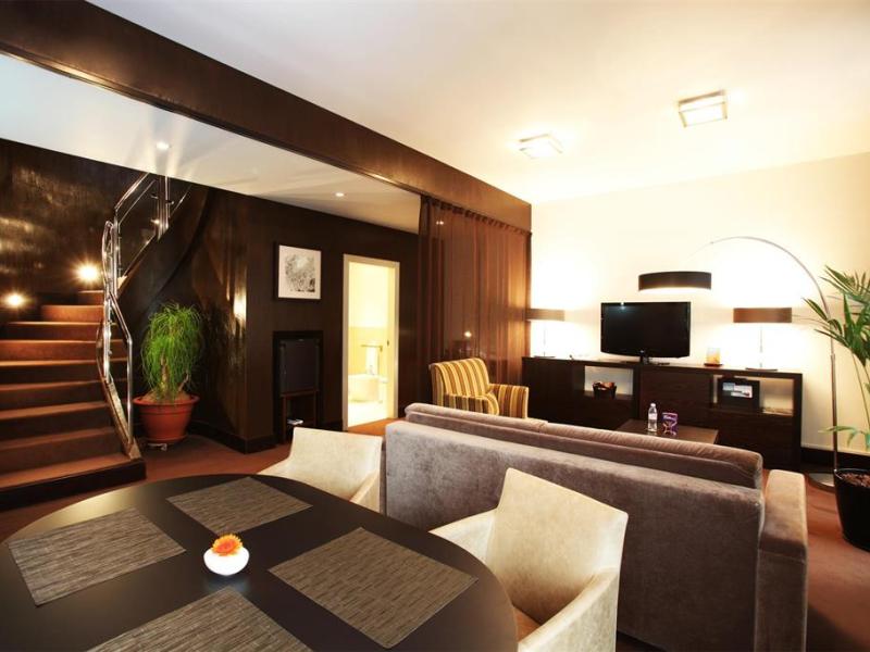 Сафмар Палас Москва