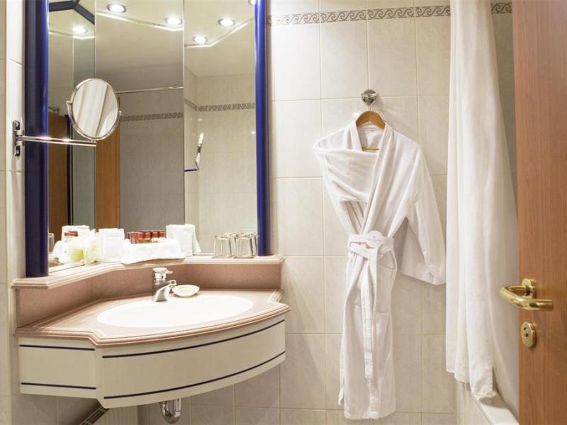 Сафмар Палас Москва